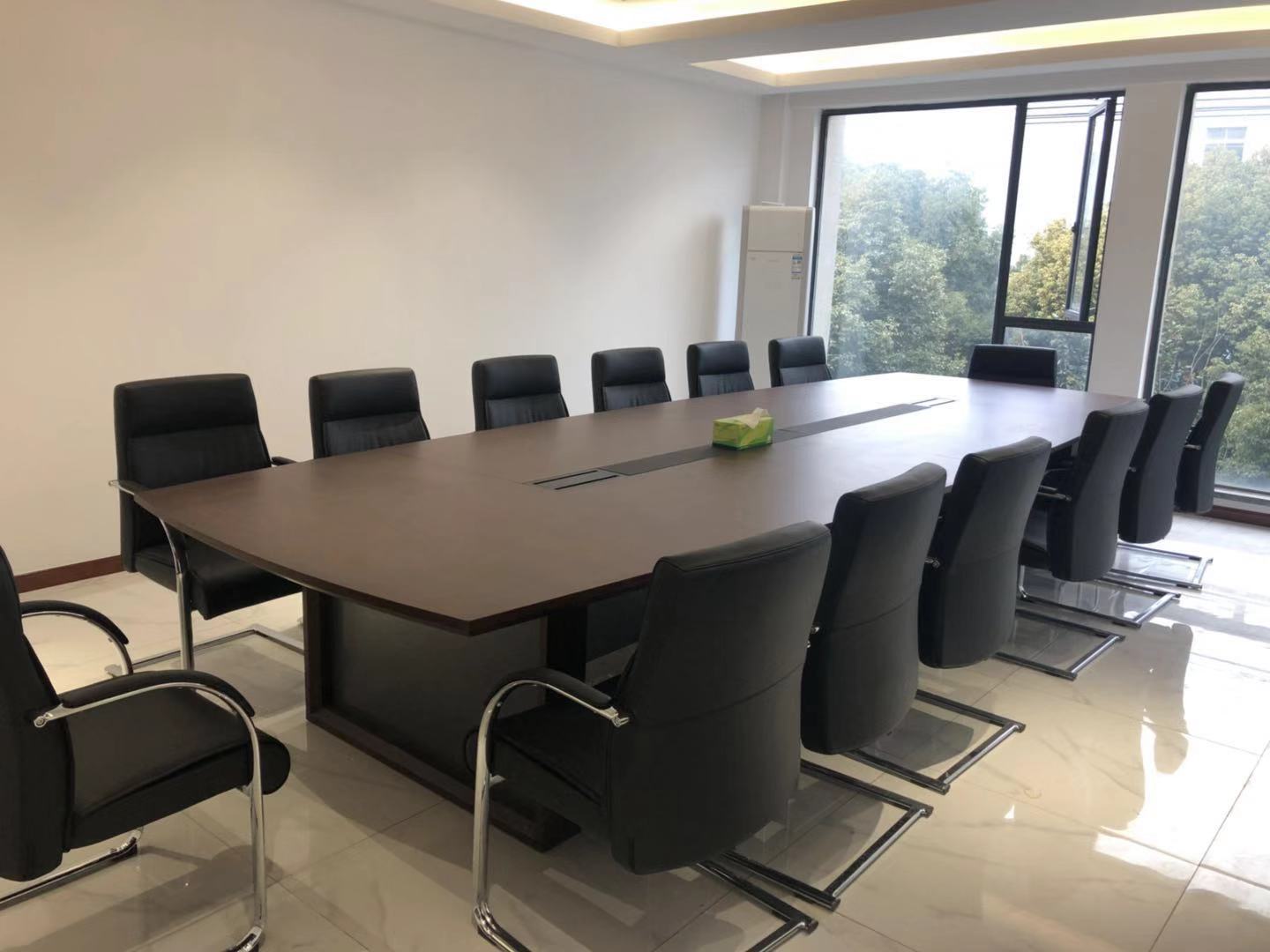 闭式冷却塔厂家新会议室