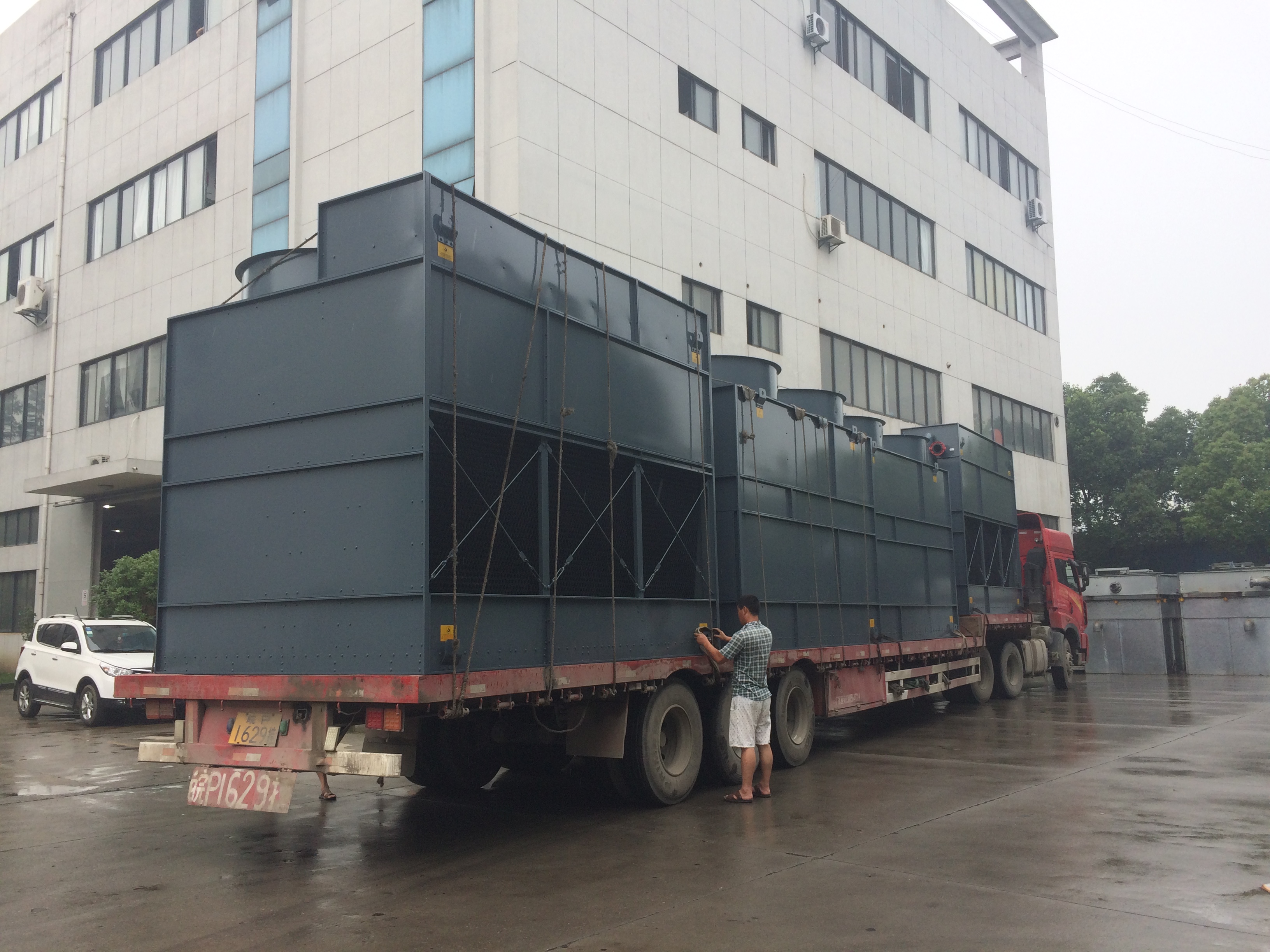 闭式冷却塔生产商